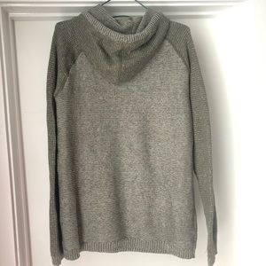 Eddie Bauer knit pullover in olive